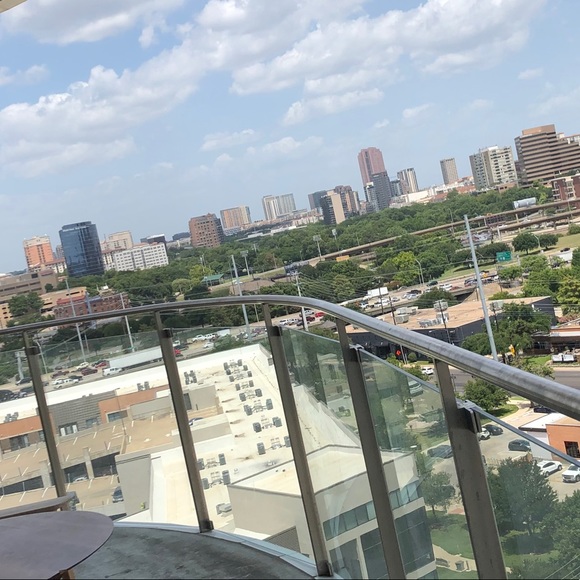 Meet your Posher, Jamell - Picture 1 of 1